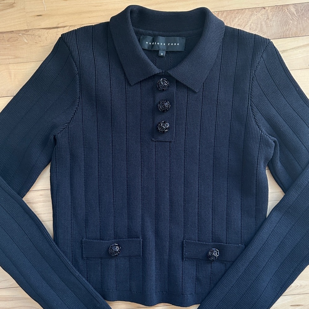Endless Rose: Ribbed Sweater w/ Beautiful Buttons - Size M - Picture 11 of 11